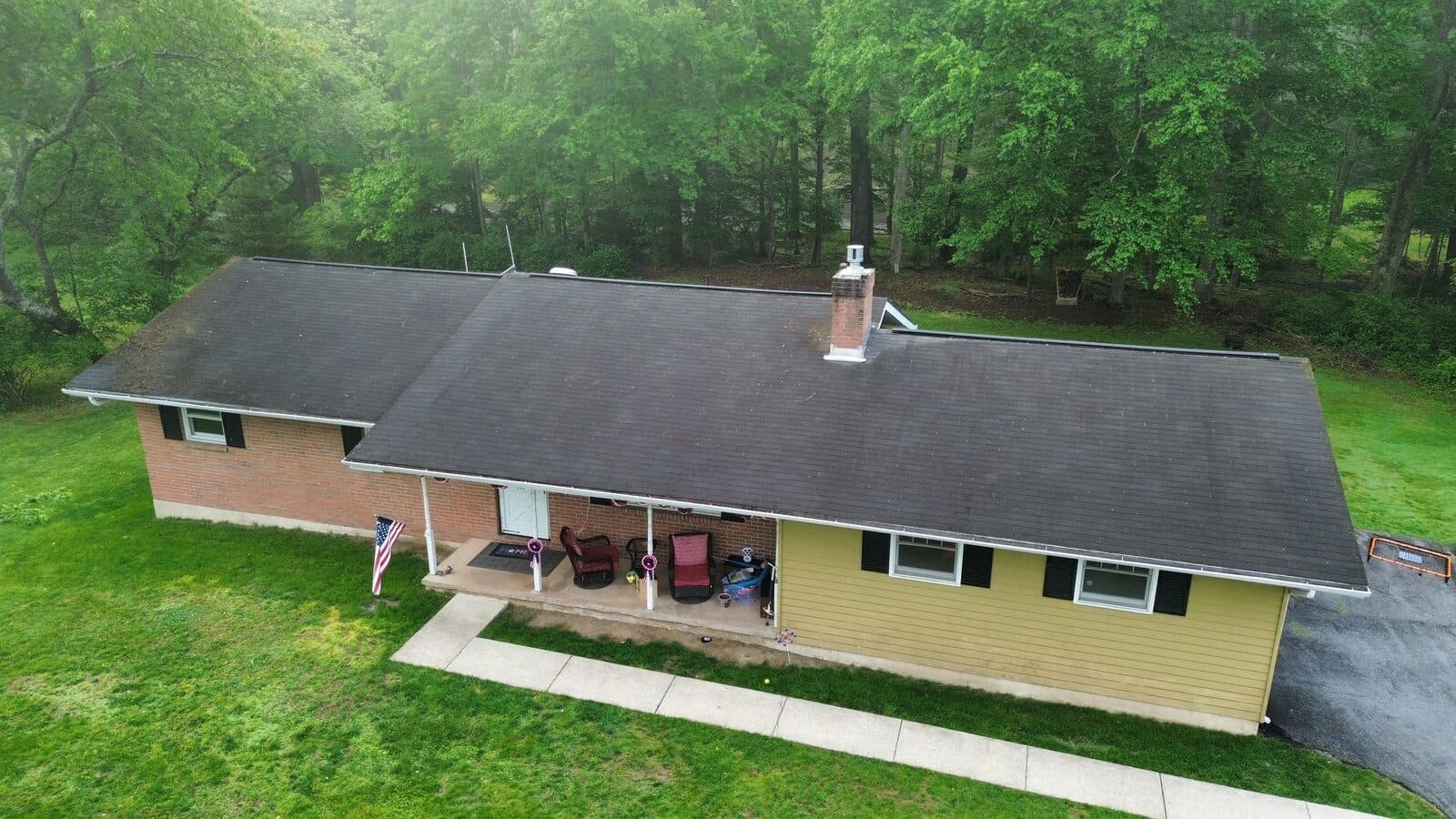 Before photo of a Stroudsburg area home roof before Ten Point Roofing work